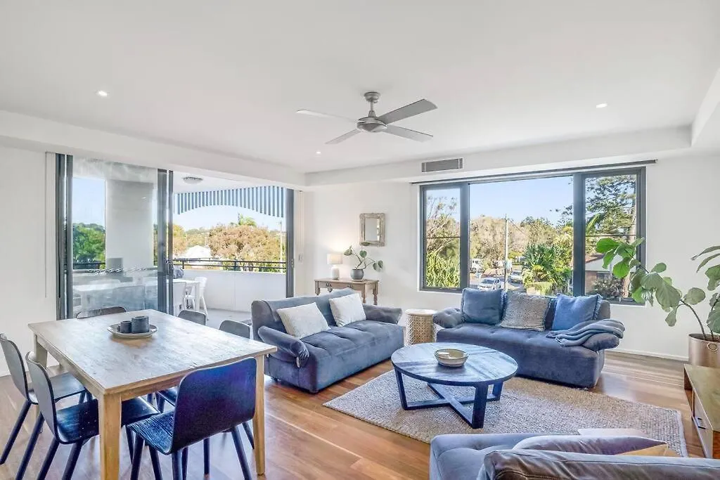 Fuller Holidays- Lot 7 - Byron Penthouse Apartment With Pool Byron Bay