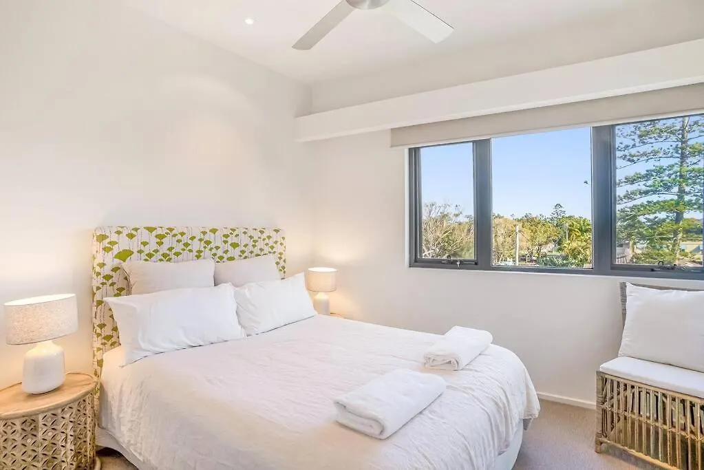 Fuller Holidays- Lot 7 - Byron Penthouse Apartment With Pool Byron Bay Australien